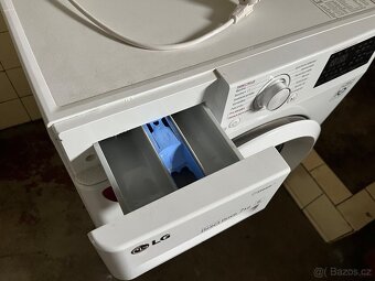 Úsporna pračka LG na 7kg jako nová - 3