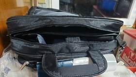 Nová nepoužitá taška Targus Notepac plus
- 3