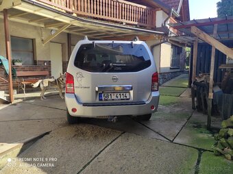 Nissan Pathfinder - 3