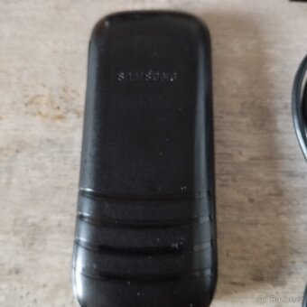 Samsung za 400,-Kč - 3