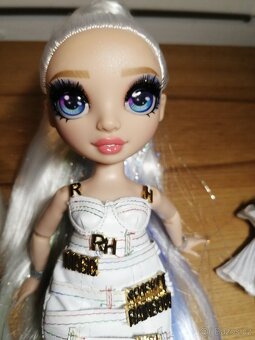 Rainbow high panenka Amaya Raine project runway fashion - 3