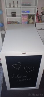 Sklápěcí stůl na zeď - 3
