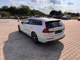 Volvo V60, D4, AWD, 360° kamery, nez. topení, DPH - 3