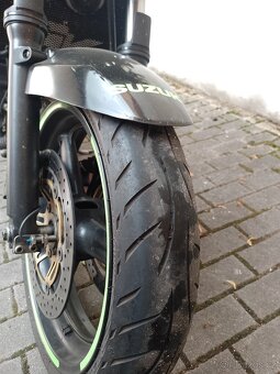 Suzuki SV 650 N - 3