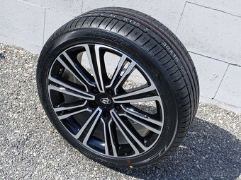 Nejeté rezervní alu kolo Hyundai I40 8J 18" ET46, 225/45/18 - 3