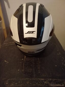 Helma na motorku - 3