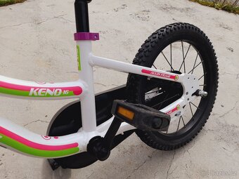 Dívčí kolo Leader Fox - Keno 16 - 3