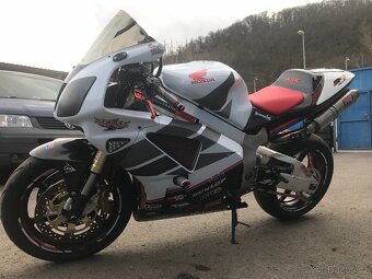 Honda VTR 1000 SP2 - 3