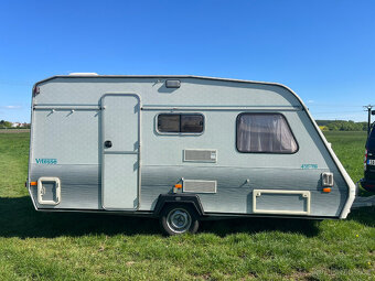 Karavan Beyerland Vitesse 430TM, osoby, předstan - 3