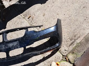 Přední nárazník bmw f30 lehce poškozený možno opravit +500 - 3