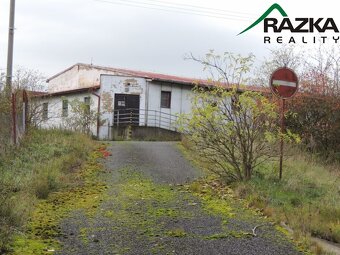 Zemědělský areál v obci Velké Dvorce, okr. Tachov - 3