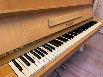 Piano Petrof - 3