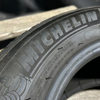 Letní pneu 205/55 R17 95V Michelin 5mm - 3