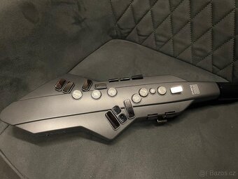 Elektronický saxofon (flétna, hoboj) Roland AE-05 Aerophone - 3