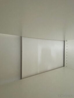 Bíla skříň IKEA - 3