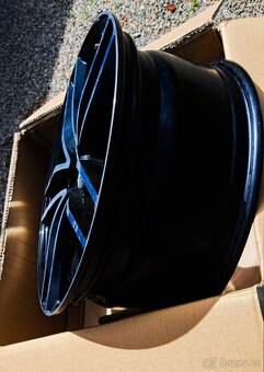 Dezent TR Dark R 18 8j rozteč 5x112 - 3