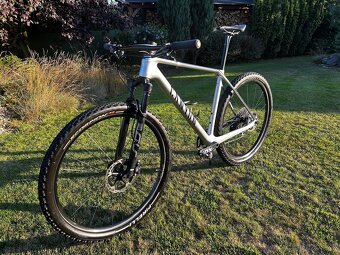 🚀 Canyon Exceed CF 7 – závodní XC raketa - 3