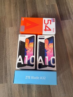 4ks mobilu 2 samsung 2 zte - 3