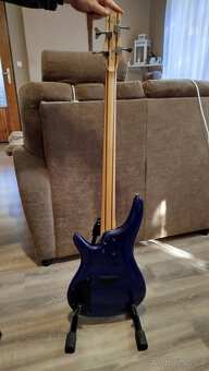 Baskytara Ibanez - 3