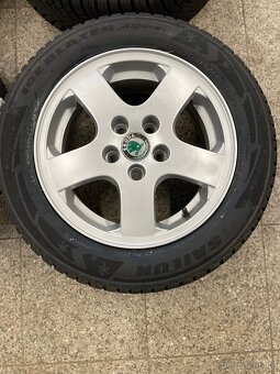 Sada Alu kola Škoda R14 Nové pneu - 3