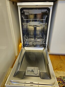 Myčka BOSCH Série 2 jako nová - 3