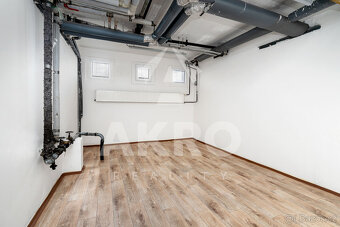 Pronájem nebytového prostoru Praha 4 Kamýk Zdislavická - 3