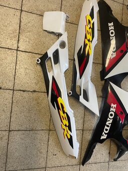 Kompletní sada plastů s nádrží CBR 600 F3 - 3