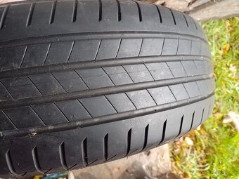 Pneu 215/60 R 17 96H - 3