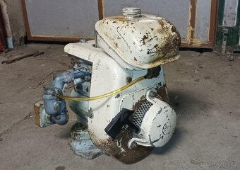 stabilní motor 75ccm 4t - 3