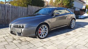 Rozpredám Alfa Romeo Brera 2.4JTDm 154kW na dily - 3
