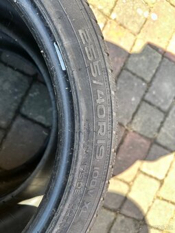 255/40 R19 Nokian WR A4 - 3