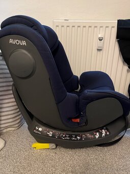Avova swan -fix 2021 - otočná - 3