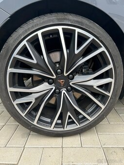 Kola CUPRA LEON 5x112 R19 - 3