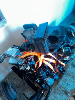 Motor m52b28 - 3