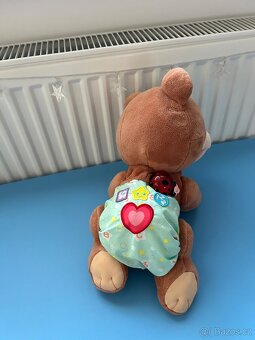 Lezoucí medvídek Vtech - 3