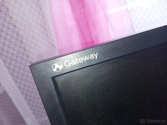 LCD monitor Gateway MW19V – 19", 1440x900, repro, DVI+VGA - 3