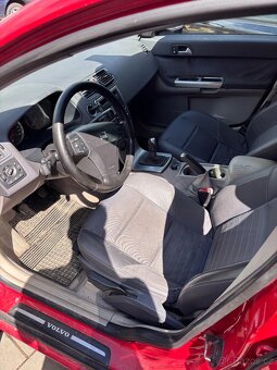 Volvo s40 2.0d 100kw 2004 - 3