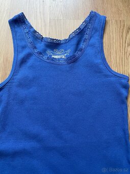 Džínové kraťasy Benetton + dvě tílka - 3