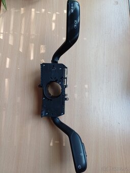 Prodám original přepínač kombinovaný - páčky volantu VW - 3