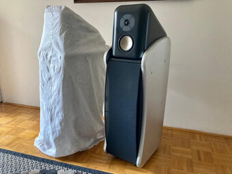 Revel Ultima Studio ( Price : 2600 EUR ) - 3