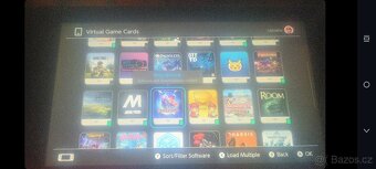 Nintendo Switch (Grey) - 3