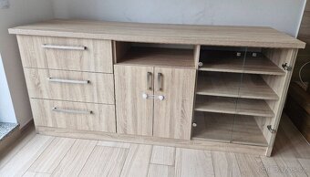 Kvalitní skříně/komody - do obýváku + peřiňák - 3