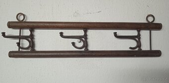 Starý nástěnný věšák - 3