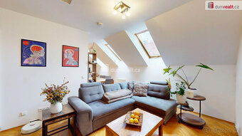 Výjimečný mezonet 5+kk s terasou a výhledem na Prahu - Ulice - 3