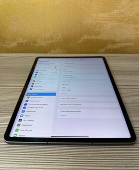 Apple iPad Pro 12.9" 2021 M1 128GB Cellular šedý - 3