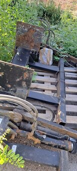 Hydraulické čelo - 3