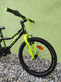 Značkové dětské kolo CORE 20" - 3