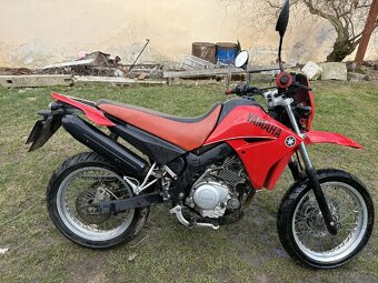 YAMAHA XT 125 X - 3