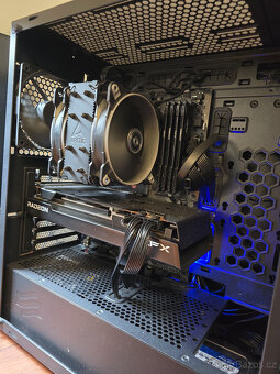 Výkonný herní PC s RX 7800 XT – Ryzen 7, 32 GB RAM, 2 TB SSD - 3