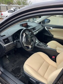 Lexus ct200h - 3